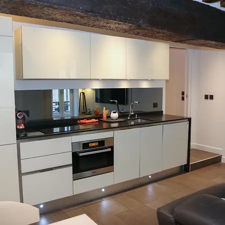 Design Au Coeur Du Marais Paris